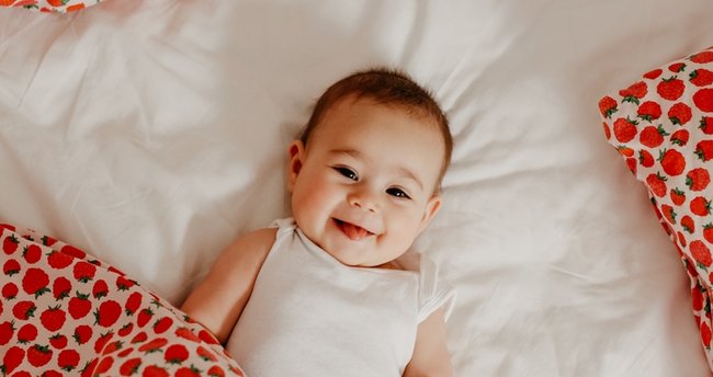 5 Aylık Bebek Gelişimi - Persentil Tablosuna Göre Kız ve Erkek 5 Aylık Bebek Kilosu ve Boyu Nasıl Olur, Kaç Kilo Olmalı?